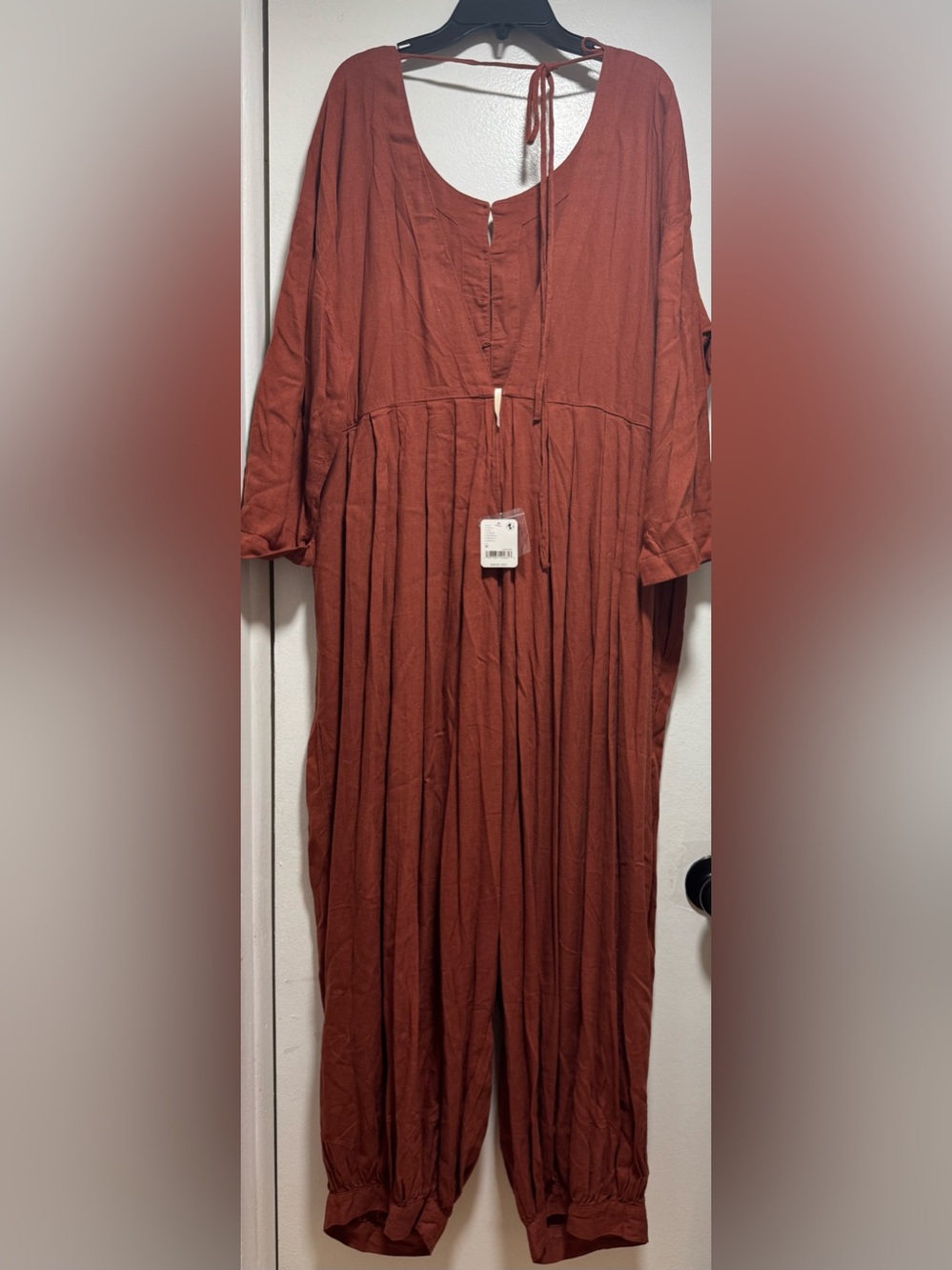 Free People Calci Women's Rust Button-Front Jumpsuit auburn - Picture 6 of 9